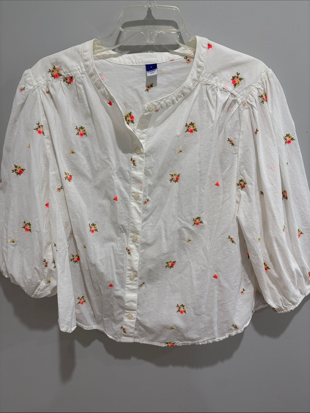 Old Navy White Button-Front Blouse with Pink Floral Embroidery